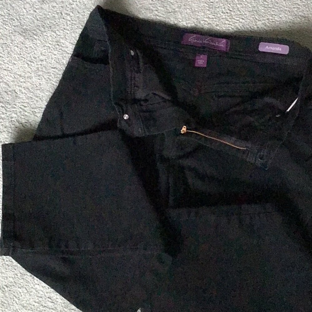Women’s jeans - Picture 2 of 5